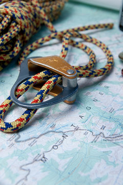 Mountain climbing gear
