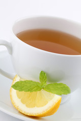 Mint tea with lemon