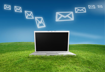 portatil mails © juanjo