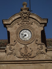 Reloj del Palacio de la Salina o de Fonseca en Salamanca