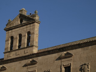 Fototapeta na wymiar Dzwonnica z klasztoru dominikanów w Salamance