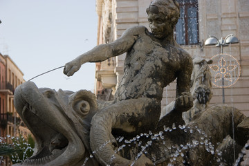 Particolare Fontana di Artemide