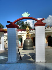 Fototapeta premium Myanmar, Inle Lake - Main Paya good fortune bell nb.4