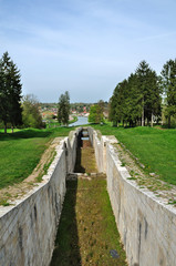 Rogny-les-Sept-Écluses (89)