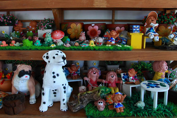 Ceramic doll shop