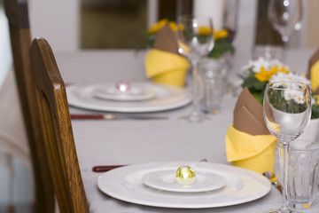 Festlich gedeckter Tisch