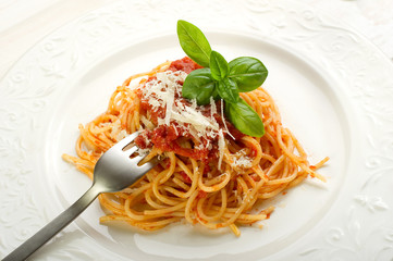 spaghetti with tomato - spagehtti al pomodoro