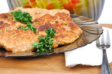oat flake pancake with vegetable salad