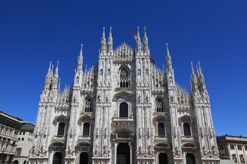 Fototapeta na wymiar Cathedral of Duomo, Milan