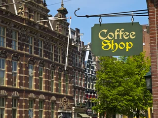 Tuinposter Coffeeshopbord in Amsterdam © SOMATUSCANI