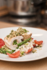 Cordon bleu mit grünem Spargel