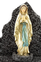 statuette de la Sainte Vierge Marie, fond blanc