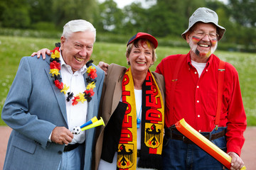 ältere Fussballfans