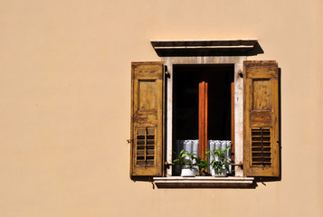 mediterranes Fenster