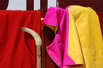 Plaza de toros, capote