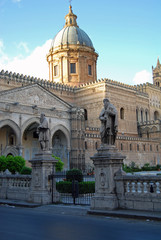 Obraz premium Cathedral of Palermo with its complex architecture, Italy