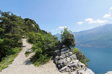 Wanderweg am Gardasee