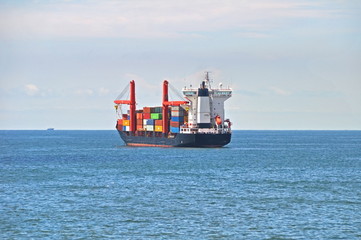 Containerschiff