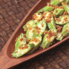 asian okra in garlic sauce