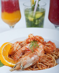 Shrimp and pasta meal