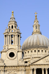 Fototapeta na wymiar towers of Saint Paul's Cathedral