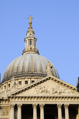 Fototapeta na wymiar dome details of Saint Paul's Cathedral