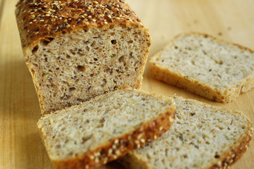 bread with grains