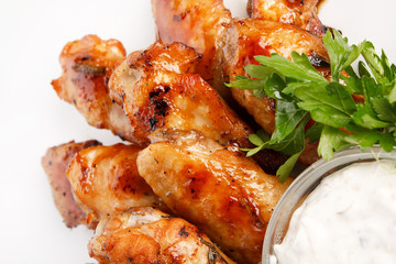 Chicken wings with sauce