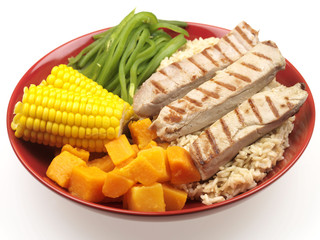 Tuna Steak with Steamed Vegetables and Brown Rice