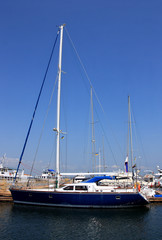 Obraz na płótnie Canvas yacht at berth
