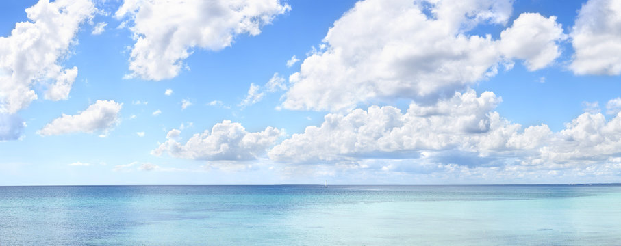 Tropical blue sky panorama XL