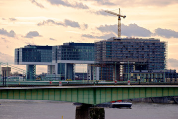 Kranhaus im Bau in Köln