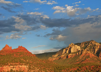 Obraz premium evening sunset capture over sedona, az, usa