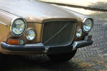 Fototapeta na wymiar Dirty vintage car