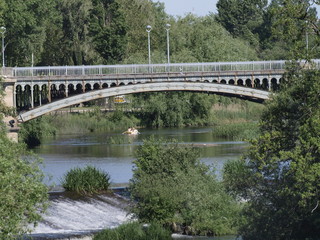 Fototapeta na wymiar Iron Bridge w Salamance