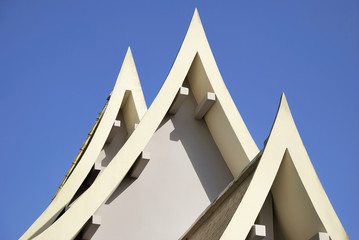 Triangular roof