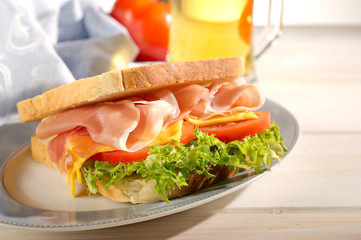 sandwich with parma ham- sandwich al prosciutto