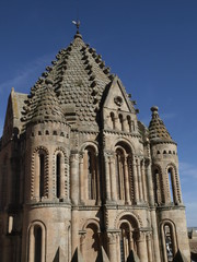 Detalle del cimborrio de la Catedral Vieja de Salamanca