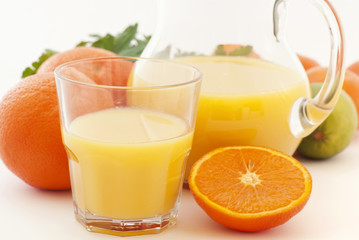 Naklejka na ściany i meble Świeży sok pomarańczowy