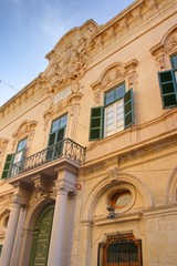 Fototapeta na wymiar Budynek w Valletta