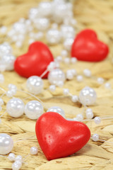 Herzen auf Perlen