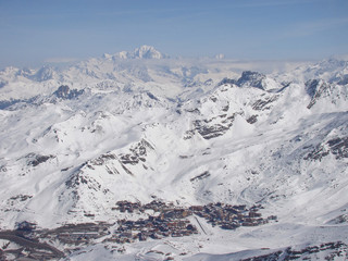 Le Mont Blanc au-dessus de Val-Thorens