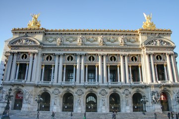 Fototapeta na wymiar opera de paris