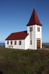 Fototapeta na wymiar White church in Hellnar, Iceland