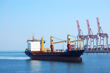 Naklejka premium The vessel calling at the port
