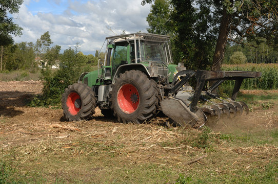 broyeur forestier