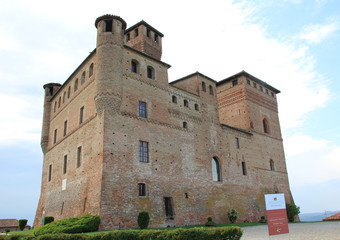 Obraz premium castello di Grinzane Cavour