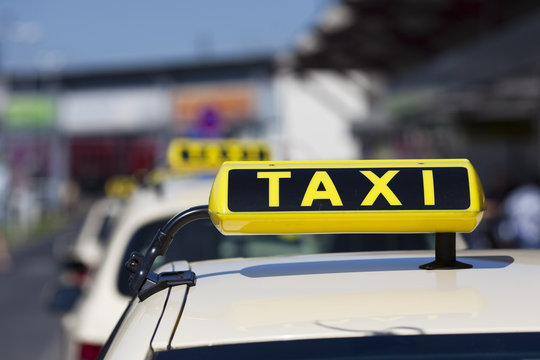 Taxi am Bahnhof
