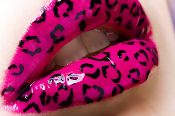 Macro-shooting of lips