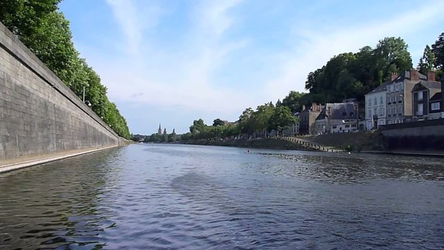 Sur l'eau A
